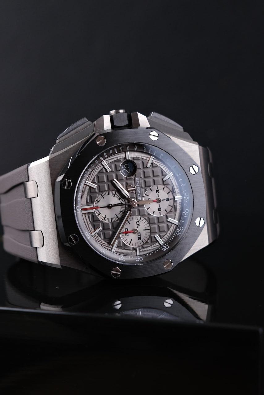 Audemars Piguet Royal Oak Offshore Chronograph Titan 264001O.OO.A004CA.01 - Thumbnail
