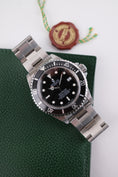 Bild in Galerie-Betrachter laden, Rolex Sea-Dweller 16600 - Detail view 2