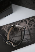 Load image into gallery viewer, Patek Philippe Calatrava 6119G-001 - Detailansicht 7