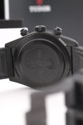 Cargar la imagen en la vista de la galería, Tudor Black Bay Chrono 79377KN - Detailansicht 5