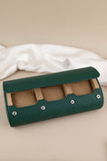 Bild in Galerie-Betrachter laden, Uhrenrolle 3 - Large - Emerald Green
