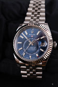 Bild in Galerie-Betrachter laden, Rolex Sky-Dweller 326934 - Detailansicht 5
