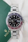 Załaduj obraz do przeglądarki galerii, Rolex GMT-Master II 126710BLRO - widok szczegółowy 4
