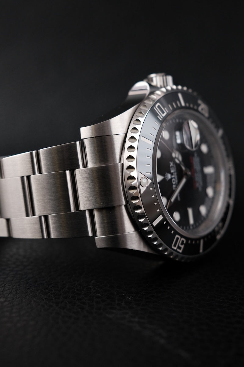 Rolex Sea-Dweller 126600 - Detail view 12