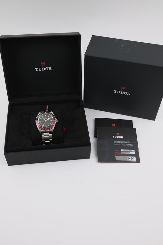 Tudor Black Bay 58 GMT 7939G1A0NRU - Documentación o volumen de entrega