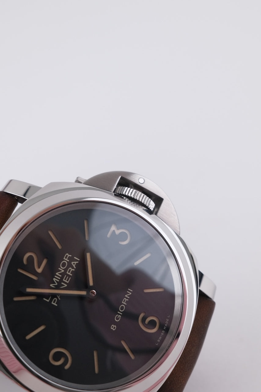 Panerai Luminor Base 8 Giorni PAM00914 - Detail view 10