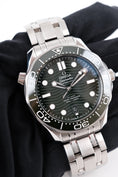 Cargar la imagen en la vista de la galería, Omega Seamaster Diver 300 M 21030422010001 - Detailansicht 11
