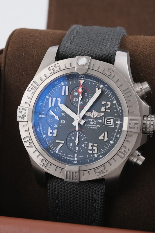 Breitling Avenger Bandit E13383101M1W1 - Detailansicht 1