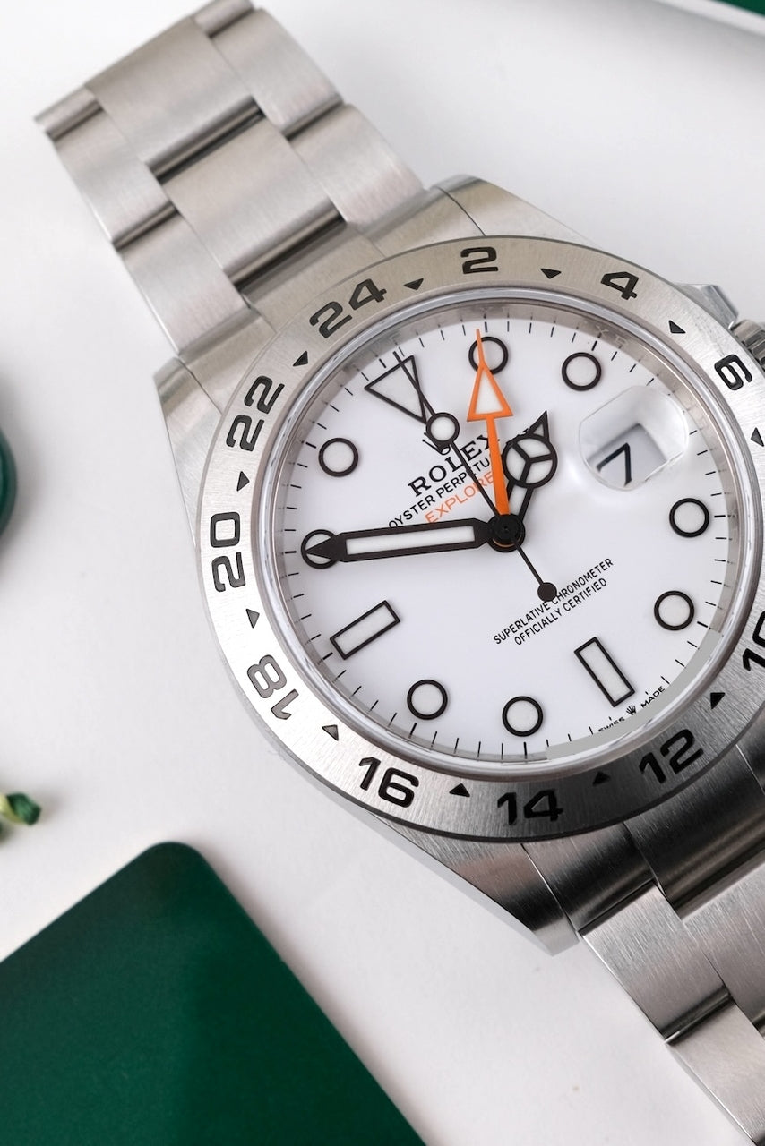 Rolex Explorer II 226570 - Detail view 3