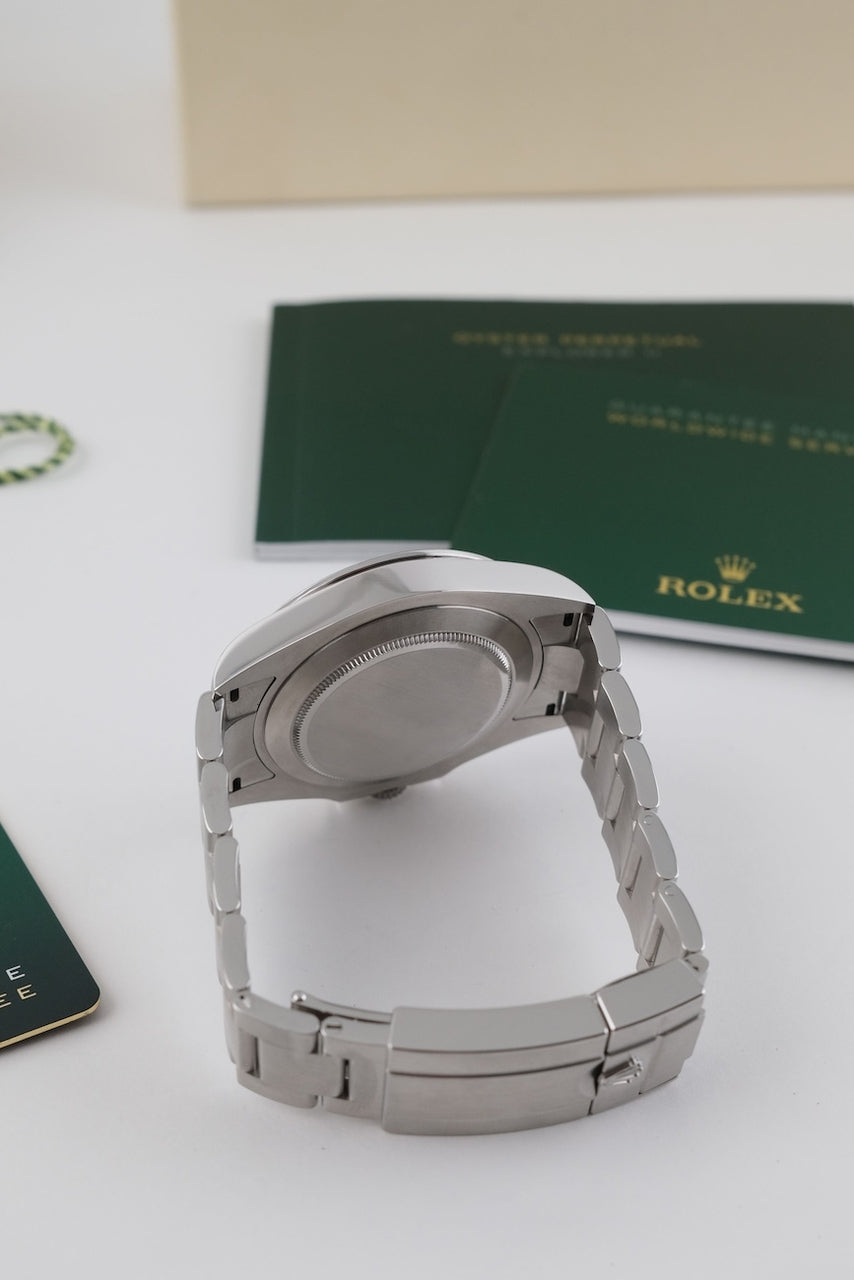 Rolex Explorer II 226570 - Detail view 6