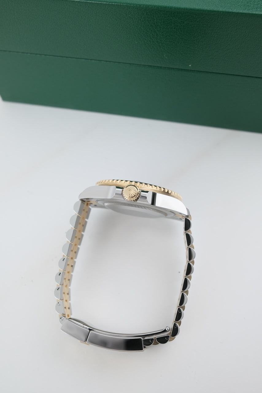 Rolex GMT Master II 126713GRNR - Detailansicht 5
