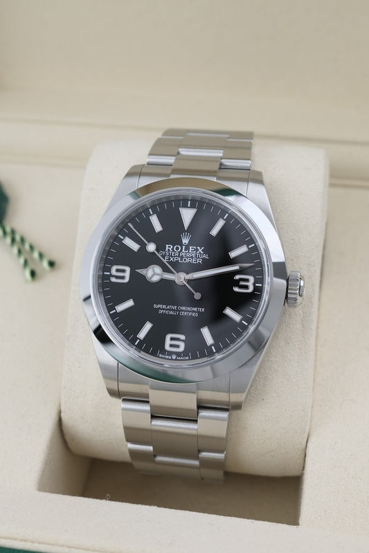 Rolex Explorer 40 224270 - Detailed view 1