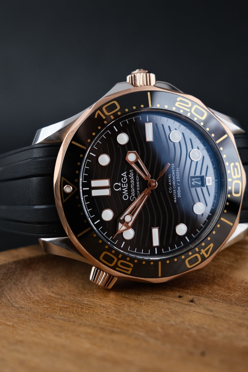 Omega Seamaster Diver 300M 210.22.42.20.01.002 - Detail view 5
