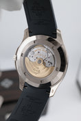 Bild in Galerie-Betrachter laden, Patek Philippe Aquanaut  5168G-001 - Detailansicht 8
