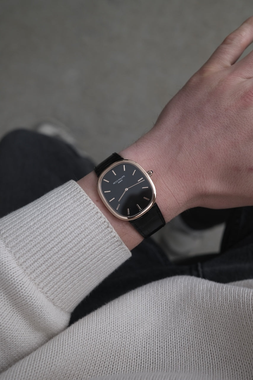 Patek Philippe Golden Ellipse 5738R-001 - Detail view 9