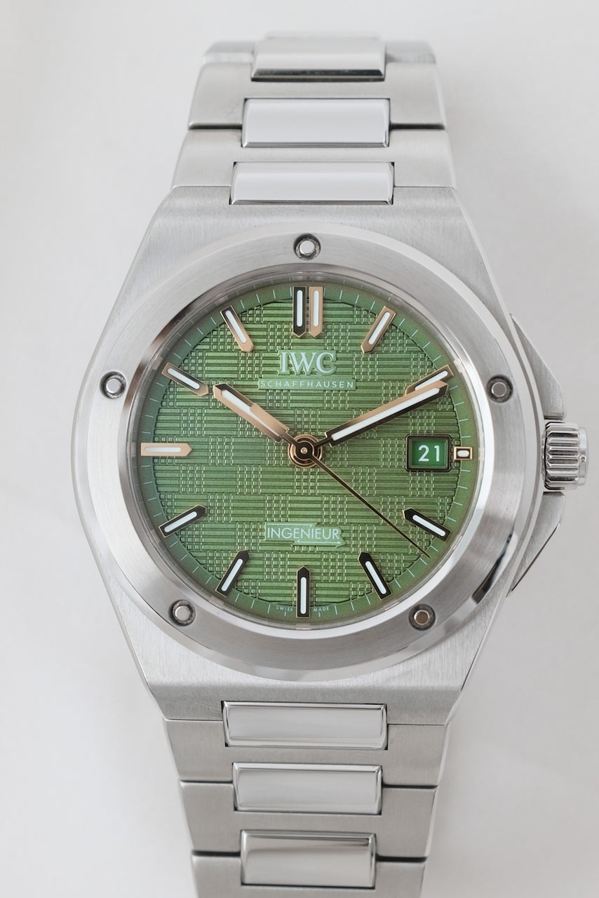 IWC Ingenieur Automatic 40 IW328908 - Detailansicht 2