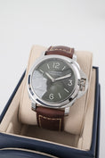Carica l'immagine nel visualizzatore della galleria, Panerai Luminor PAM01624 - Detailansicht 1
