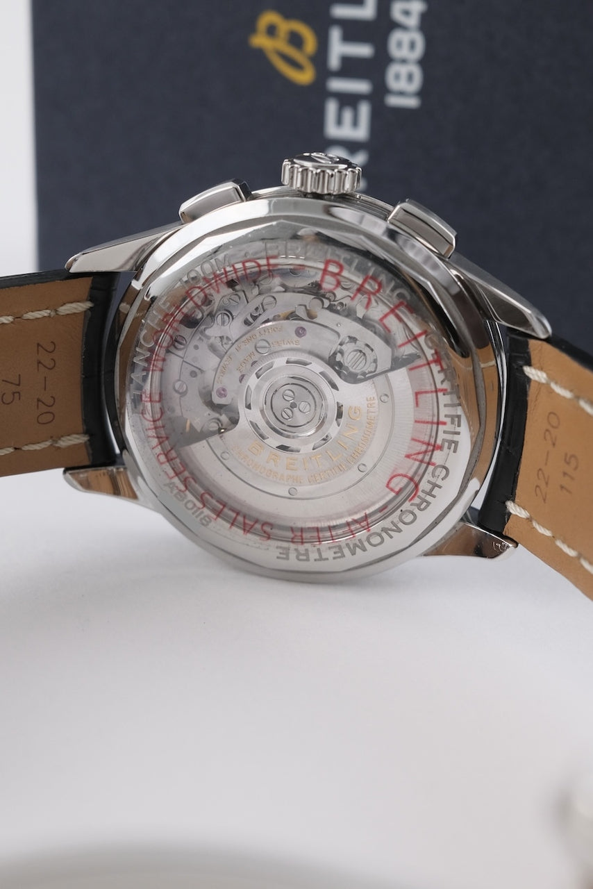 Chronographe Breitling Premier B01 AB0118221G1P1 - Vue détaillée 9