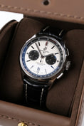 Charger l'image dans la visionneuse de galerie, Chronographe Breitling Premier B01 AB0118221G1P1 - Vignette
