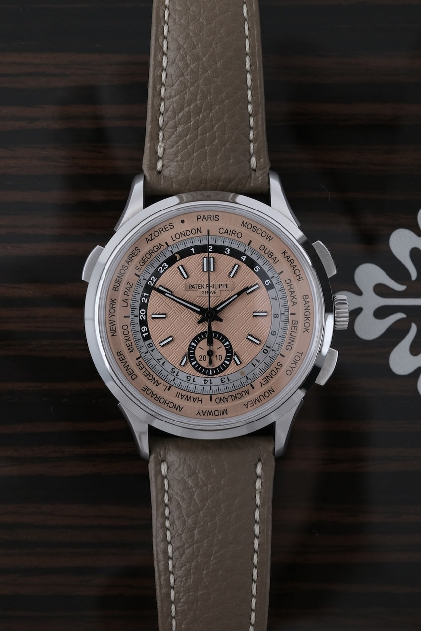 Patek Philippe Heure Mondiale 5935A-001 - Vue détaillée 4