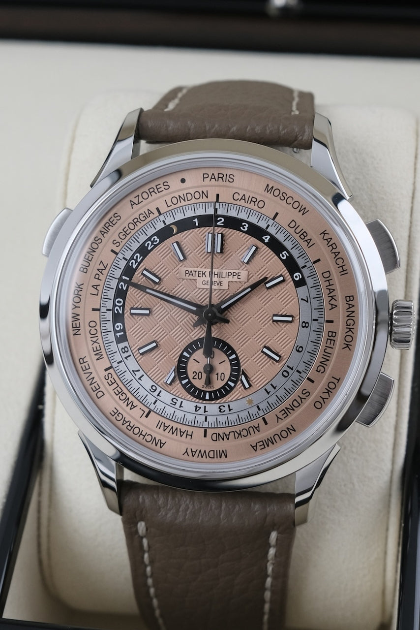 Patek Philippe World Time 5935A-001 - Vue détaillée 2