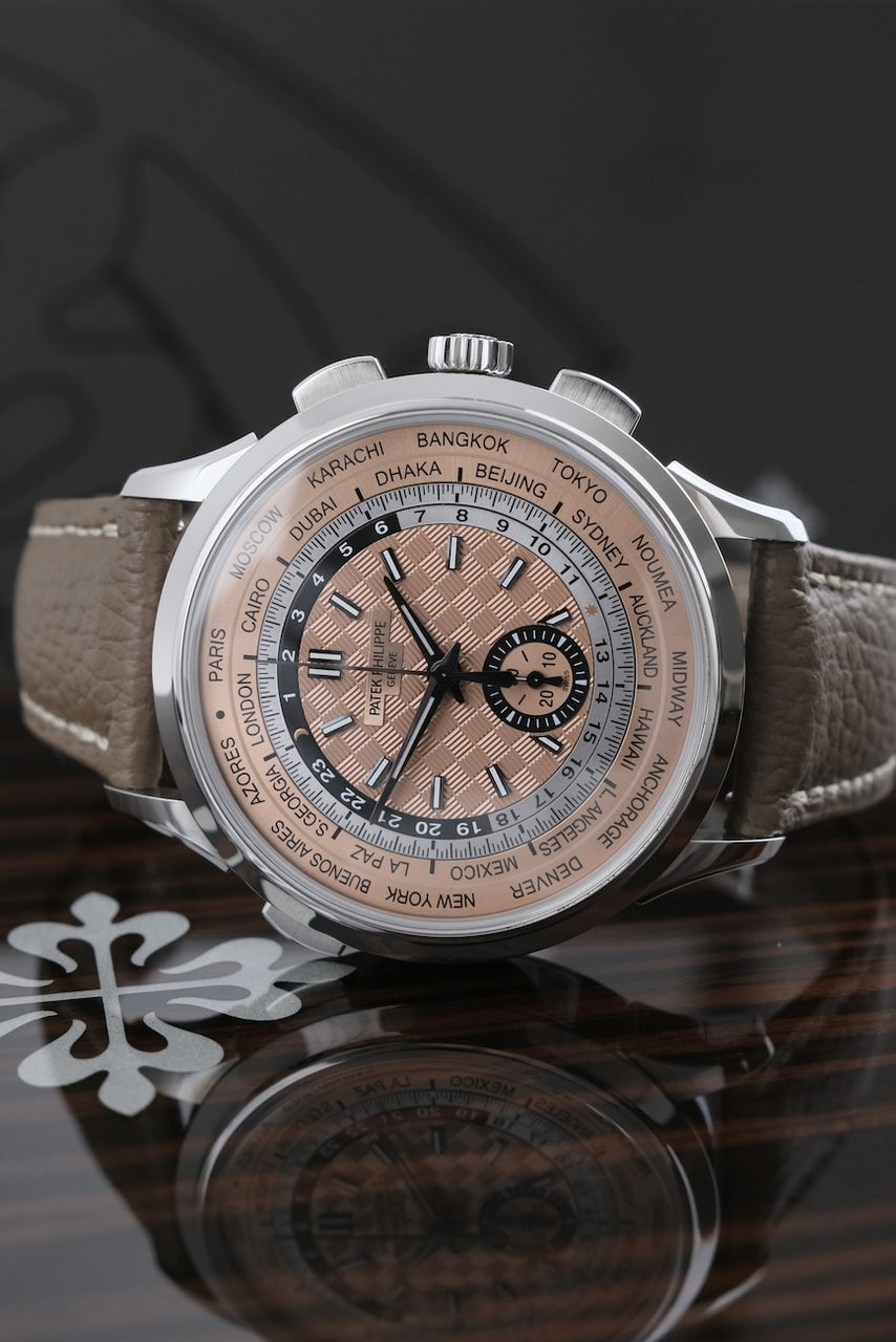 Patek Philippe World Time 5935A-001 - Vue détaillée 3