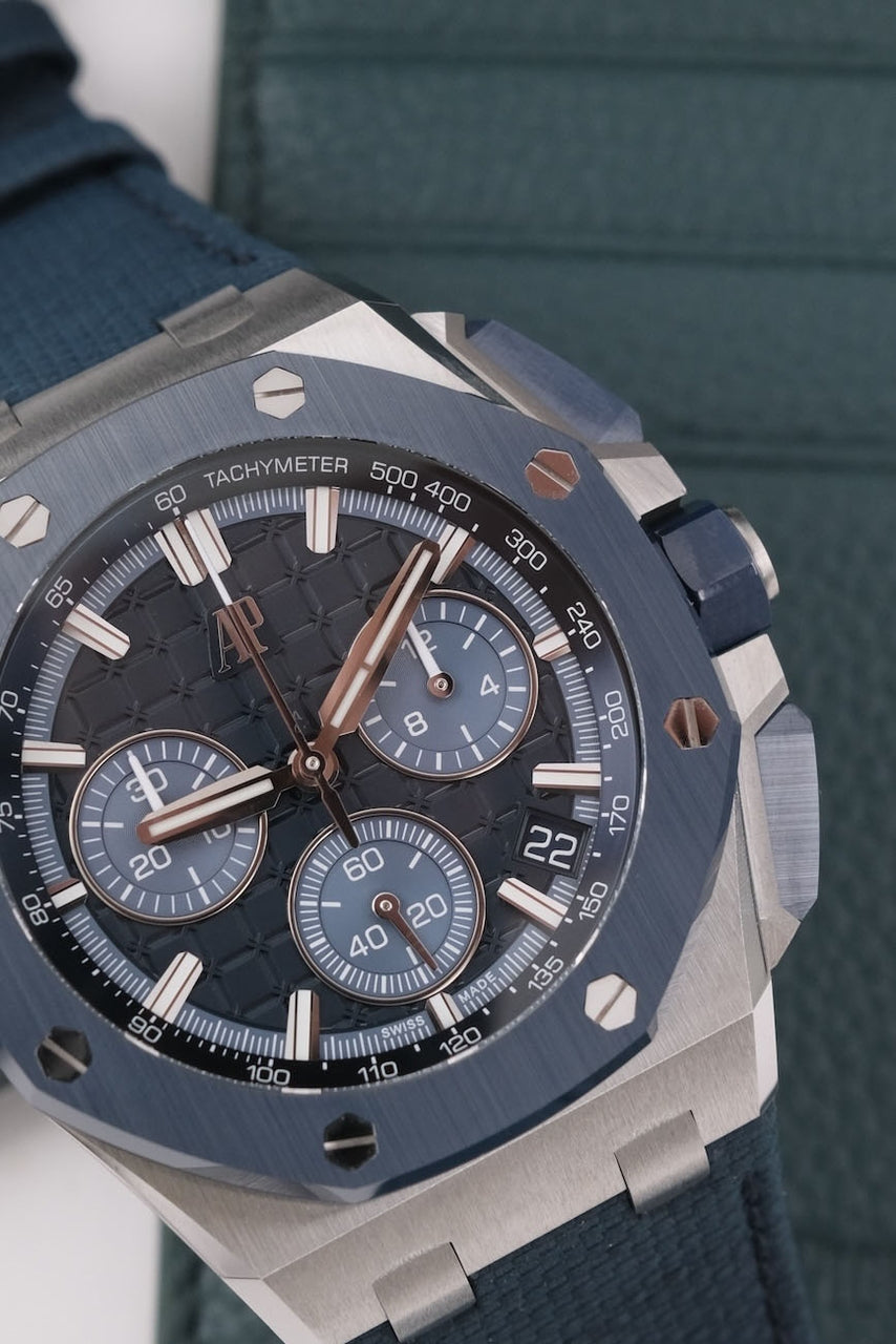 Audemars Piguet Royal Oak Offshore Chronograph 26420SO.OO.A029VE.01 - Detailed view 2