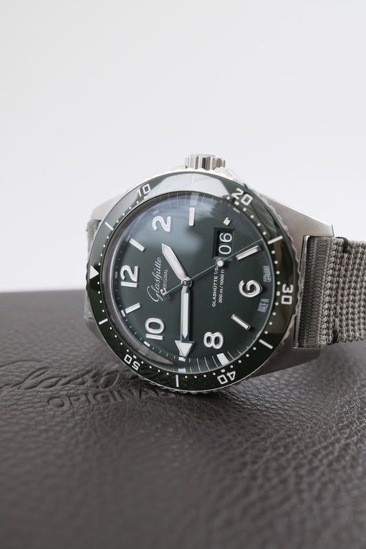 Glashütte SeaQ Panorama Fecha 1-36-13-07-83-34 - Vista detallada 1