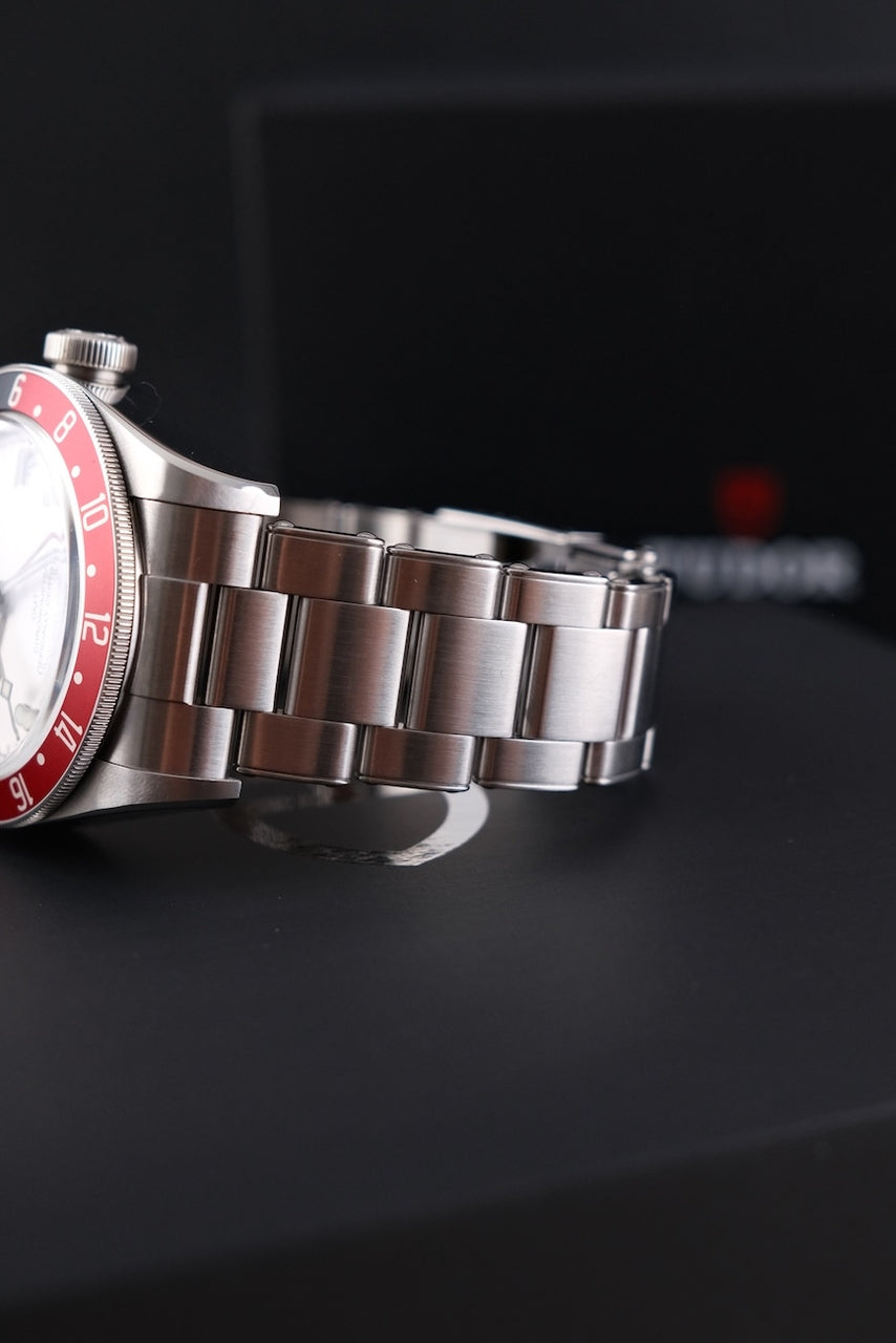 Tudor Black Bay GMT 79830RB - Detail view 5