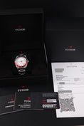 Bild in Galerie-Betrachter laden, Tudor Black Bay GMT 79830RB - Papers and documentation
