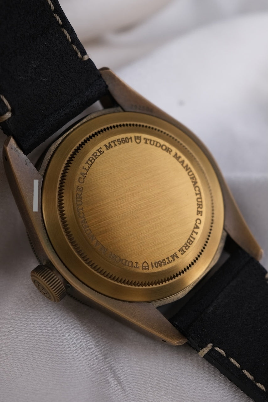 Tudor Black Bay Bronze 79250BA - Detailansicht 13