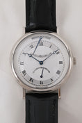 Bild in Galerie-Betrachter laden, Breguet Classique Retrograde Seconds 5207BB/12/9V6 - Detailansicht 2
