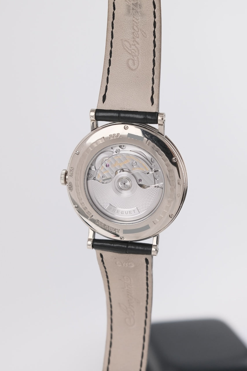 Breguet Classique Retrograde Seconds 5207BB/12/9V6 - Detailansicht 5