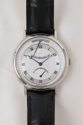 Bild in Galerie-Betrachter laden, Breguet Classique Retrograde Seconds 5207BB/12/9V6 - Detailansicht 1
