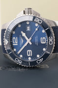 Załaduj obraz do przeglądarki galerii, Longines HydroConquest L3.782.4.96.9 - Widok szczegółowy 4
