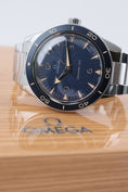 Bild in Galerie-Betrachter laden, Omega Seamaster 300 23430412103001 - Detailansicht 8
