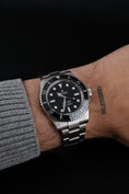 Bild in Galerie-Betrachter laden, Rolex Submariner 124060 - Detailansicht 9
