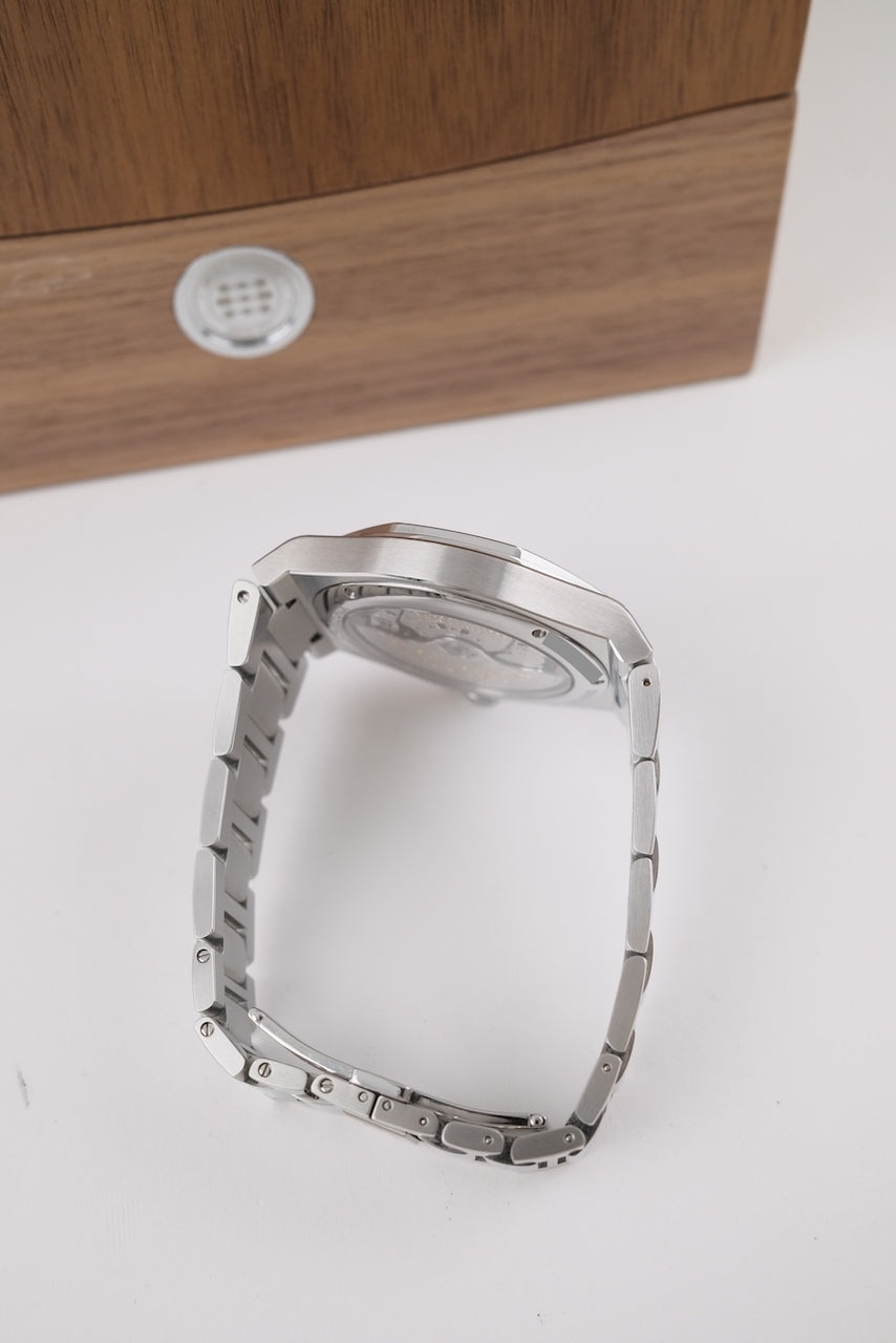Girard Perregaux Laureato 81010-11-431-11A - Detailansicht 8