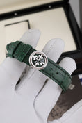 Załaduj obraz do przeglądarki galerii, Patek Philippe Chronograf czasu światowego 5930P-001 - Widok szczegółowy 9
