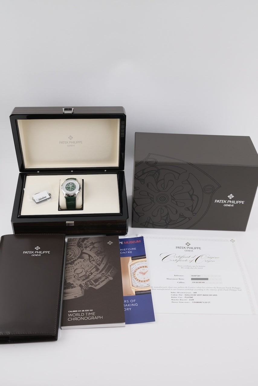 Patek Philippe World Time Chronograph 5930P-001 – dokumenty i/lub zakres dostawy