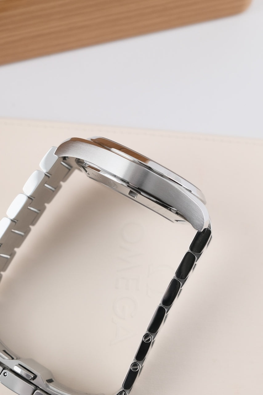 Omega Seamaster Aqua Terra 23110422103003 - Detailansicht 5