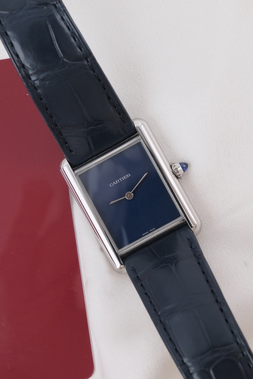 Cartier Tank WSTA0055 - Detailed view 4