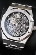 Cargue la imagen en el visor de la galería, Audemars Piguet Royal Oak Jumbo Skeleton 16204BC.OO.1240BC.01 - Detailansicht 5
