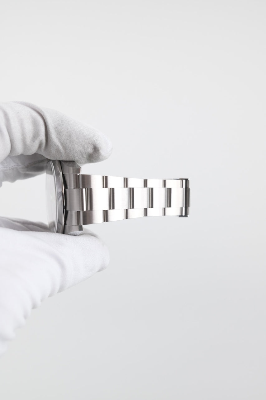 Rolex Air King 126900 - Detail view 9