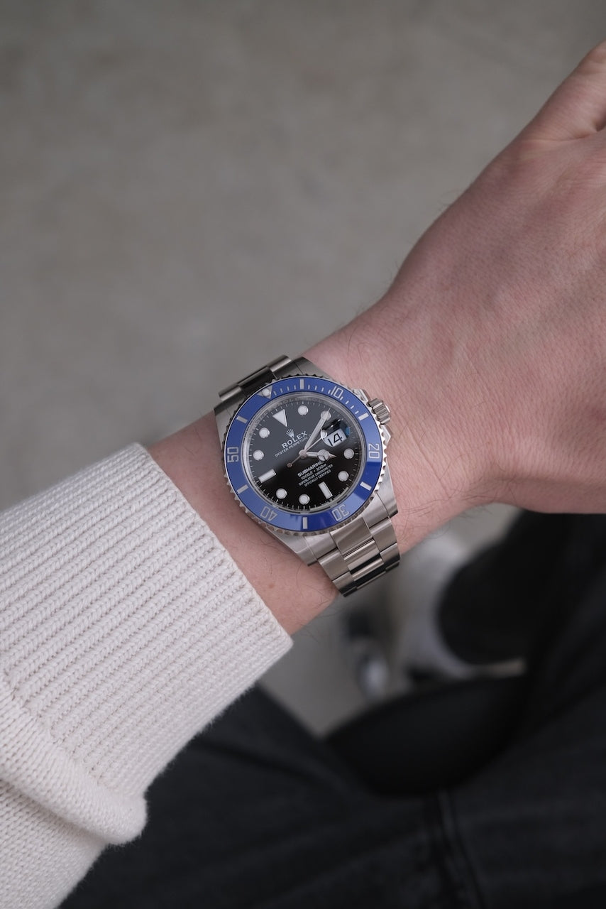 Rolex Submariner Date 126619LB - Detail view 11