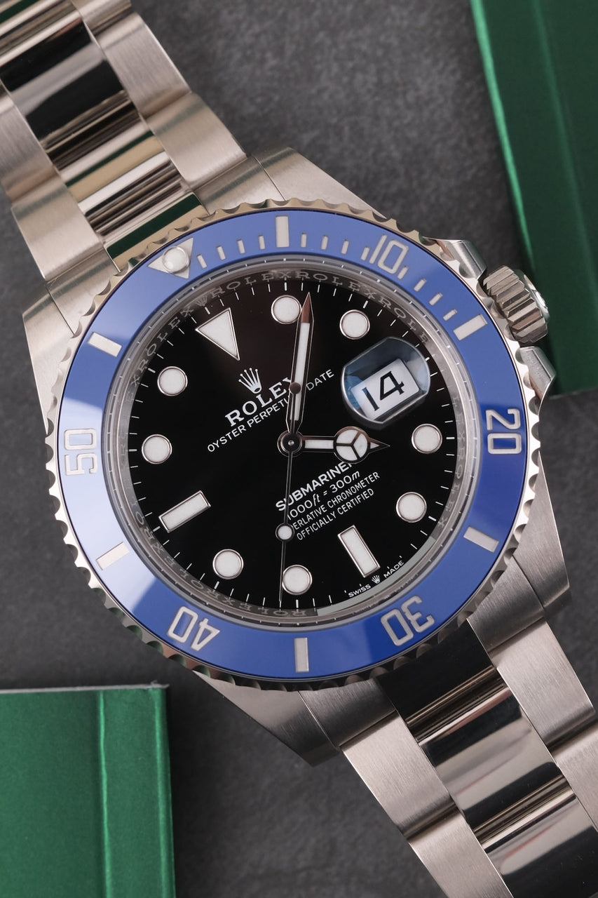 Rolex Submariner Date 126619LB - Detail view 3