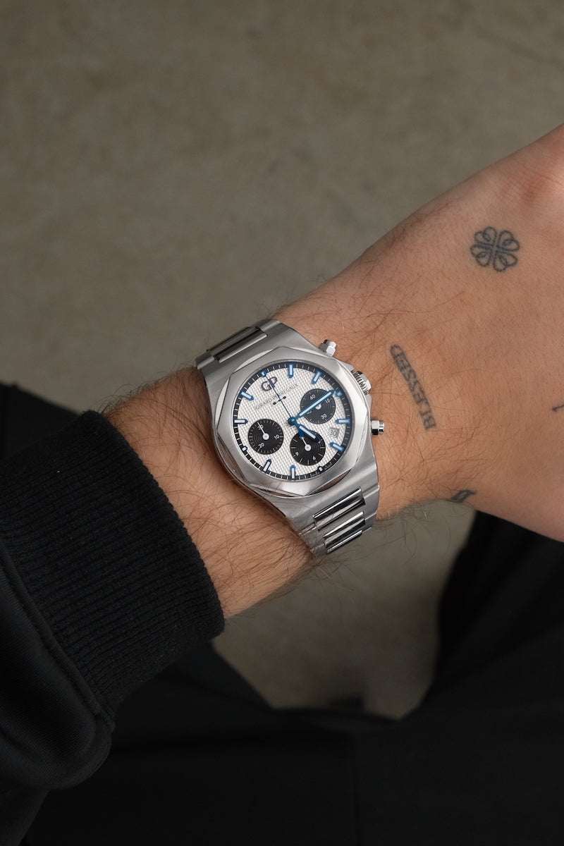 Girard Perregaux Laureato Chronograph 81020-11-131-11A - Detail view 10