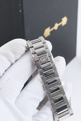 Bild in Galerie-Betrachter laden, Girard Perregaux Laureato Chronograph 81020-11-131-11A - Detail view 7
