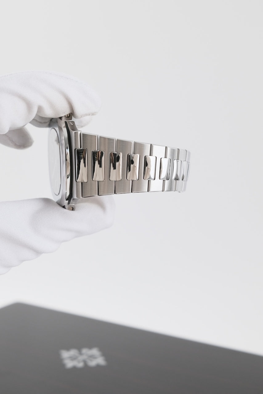 Patek Philippe Nautilus 5712/1A-001 - Detailansicht 9