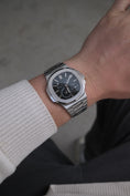 Cargue la imagen en el visor de la galería, Patek Philippe Nautilus 5712/1A-001 - Detailansicht 11

